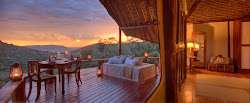 The Love Shack, honeymoon suite, private deck
