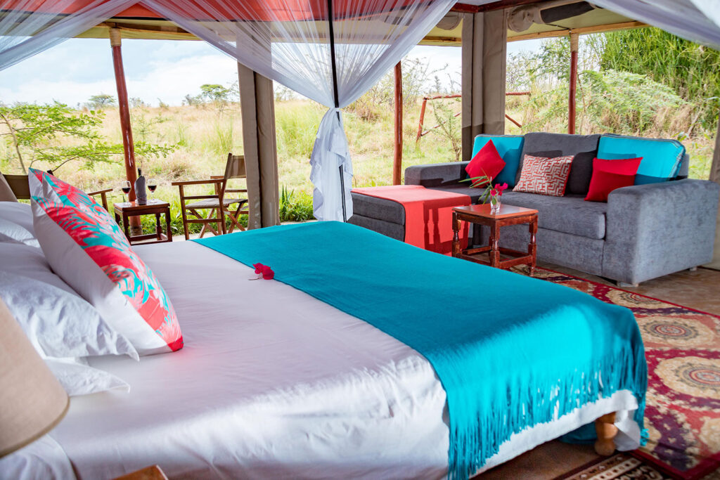 guests room at zebra plains mara