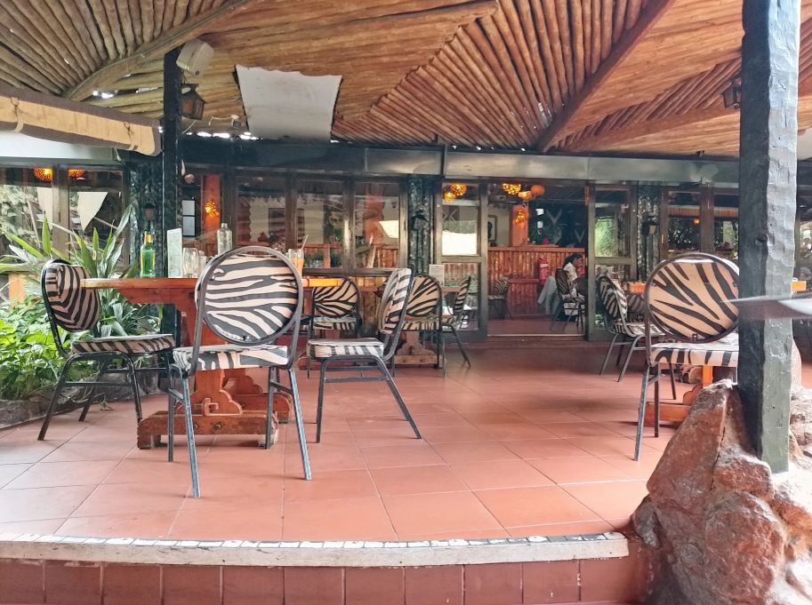outdoor dining carnivore nairobi