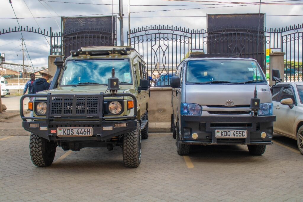 safari vehicles jeep and van