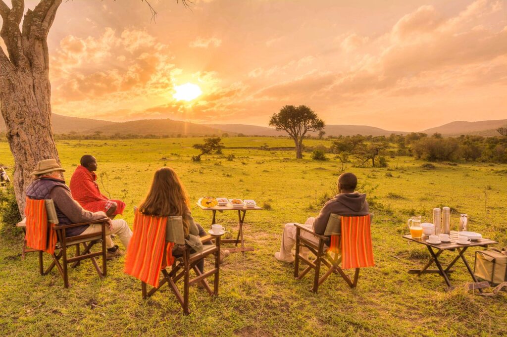 Kenya Safari Packing List: Complete Guide 1 clothing for a kenya safari